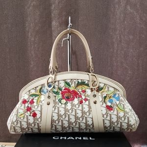 Auth- Dior oblique w/ flower embroided handbag